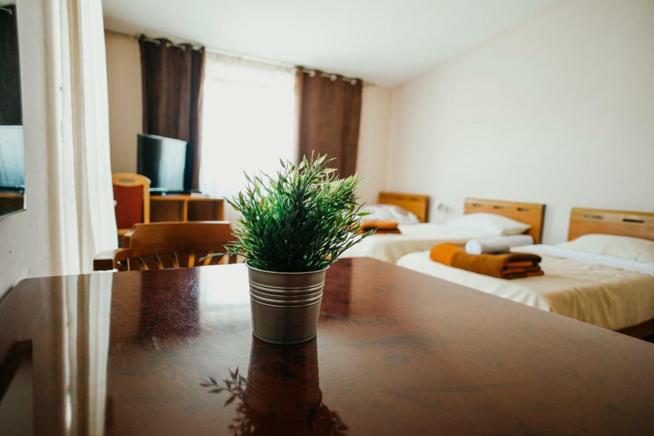 Guest House Sv. Nikola Dugo Selo Buitenkant foto