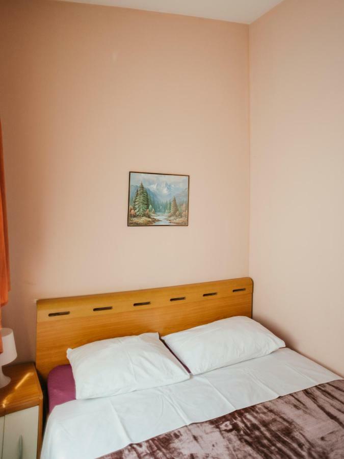 Guest House Sv. Nikola Dugo Selo Buitenkant foto