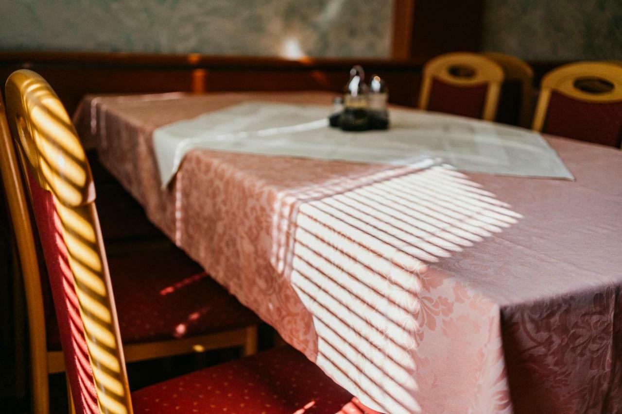 Guest House Sv. Nikola Dugo Selo Buitenkant foto